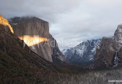 Fototapeta145 x 100  lit the tunnel view winter, 145 x 100 cm