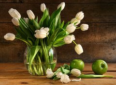 Samolepka flie 100 x 73  White tulips in glass vase on rustic wood, 100 x 73 cm