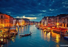 Fototapeta pltno 174 x 120, 122210404 - View on Grand Canal from Rialto bridge at dusk, Venice, Italy - Pohled na Grand Canal z mostu Rialto za soumraku, Bentky, Itlie