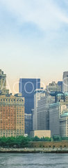 Samolepka na dveře fólie 90 x 220, 123800643 - New York City skyline from New Jersey with World Trade Center featured as landmark of the Twin Towers. Lower Manhattan in NYC, United States. - Panoráma New Yorku z New Jersey se Světovým obchodním centrem představovaným jako orientační bod Twin Towers. Dolní Manhattan v New Yorku, Spojené státy americké.