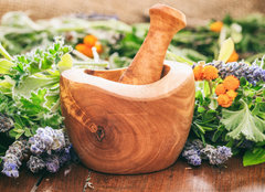 Fototapeta pltno 160 x 116, 128185706 - Variety of herbs and mortar on wooden background, banner