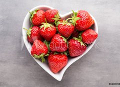 Samolepka flie 200 x 144, 163070845 - Strawberry.