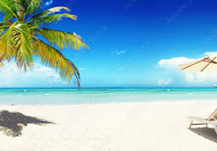Fototapeta papr 184 x 128, 166899372 - Sonnenliegen am Strand