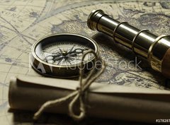 Fototapeta330 x 244  Retro compass with old map and spyglass, 330 x 244 cm