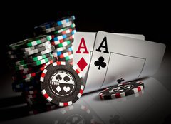 Fototapeta pltno 240 x 174, 18213077 - gambling chips and aces - hazardn etony a esa