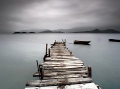 Fototapeta papr 360 x 266, 19438246 - Looking over a desolate peer and a boat - Pohldl na pust peer a na lo