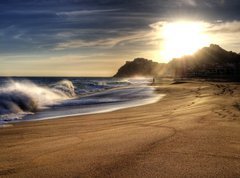 Samolepka flie 270 x 200  Wave on beach with sun shining., 270 x 200 cm