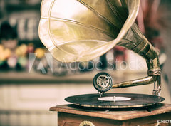 Fototapeta pltno 330 x 244, 195074759 - Retro old gramophone radio. Vintage style toned photo