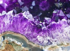 Fototapeta pltno 240 x 174, 21483665 - Amethyst druse over agate rock