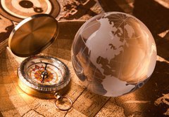 Fototapeta papr 184 x 128, 22842255 - Old Compass and globe - Star kompas a zemkoule