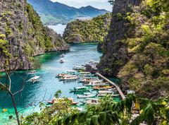Fototapeta papír 360 x 266, 228590667 - Boats near the shore, Busuanga, Coron, Philippines. With selective focus. - Lodě poblíž pobřeží, Busuanga, Coron, Filipíny. Se selektivním ostřením.