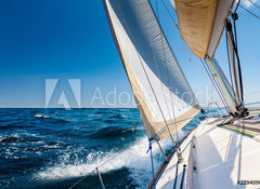 Samolepka flie 100 x 73, 229409051 - Sailing lboat at open sea in sunshine - Plachetnice na otevenm moi za slunenho svitu