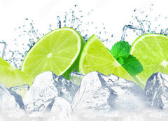 Samolepka flie 200 x 144, 252285331 - lime water splash and ice cubes isolated on the white - stkajc voda z vpna a kostky ledu izolovan na blm