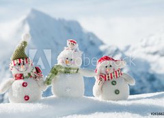 Samolepka flie 200 x 144, 26166286 - Happy snowmans in mountain - Happy snowmans v horch