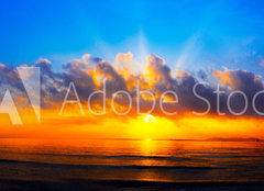 Fototapeta papír 160 x 116, 299602179 - panorama of sunset with lighted clouds on the sea - panorama západu slunce s osvětlenými mraky na moři