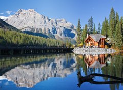 Fototapeta pltno 330 x 244, 32071870 - Emerald Lake, Alberta, Canadian Rockies