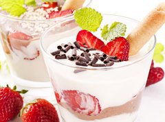 Samolepka flie 270 x 200, 32314746 - Dessert mit Erdbeeren