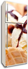 Samolepka na lednici fólie 80 x 200, 33123858 - 2 Kugeln Vanilleeis in Waffel und Schokoladenso e - 2 Kugeln Vanilleeis ve Waffel und Schokoladenso e