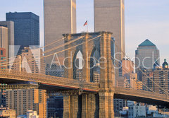 Fototapeta papr 184 x 128, 332057516 - View of the World Trade Towers, Brooklyn Bridge with TV helicopter, New York City, NY