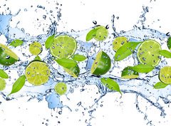 Fototapeta pltno 330 x 244, 38602855 - Fresh limes in water splash,isolated on white background