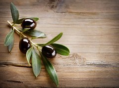 Samolepka flie 270 x 200, 38981024 - Olives on a Wood background