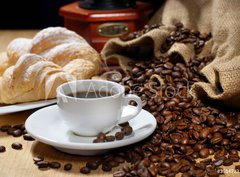 Fototapeta pltno 330 x 244, 39147231 - coffee cup with croissant