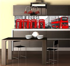 Fototapeta do kuchyn flie 260 x 60  Red telephone boxes and double decker bus, london, UK., 260 x 60 cm