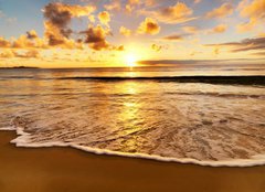 Fototapeta pltno 240 x 174, 40029593 - beautiful sunset on the  beach