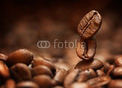 Fototapeta papír 160 x 116, 40190387 - Closeup of coffee beans - Detailní záběr na kávová zrna