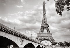 Fototapeta184 x 128  Eiffel tower view from Seine river square format, 184 x 128 cm