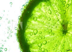 Fototapeta240 x 174  lime slice in water, 240 x 174 cm