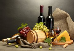 Fototapeta vliesov 145 x 100, 42933709 - barrel, bottles and glasses of wine, cheese and ripe grapes