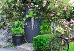 Fototapeta papr 184 x 128, 43504647 - Small charming garden gate. - Mal okouzlujc zahradn brna.