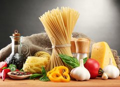 Fototapeta papr 160 x 116, 44669251 - Pasta spaghetti, vegetables and spices, - Tstoviny pagety, zelenina a koen,
