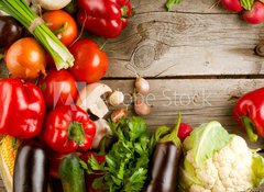 Samolepka flie 100 x 73, 45549352 - Healthy Organic Vegetables on the Wooden Background - Zdrav organick zeleniny na devnm pozad