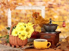 Fototapeta330 x 244  autumnal composition:coffee grinder, flowers and leaves, 330 x 244 cm