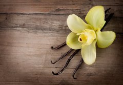 Fototapeta145 x 100  Vanilla Pods and Flower over Wooden Background, 145 x 100 cm