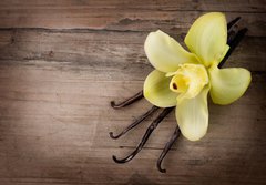 Fototapeta184 x 128  Vanilla Pods and Flower over Wooden Background, 184 x 128 cm