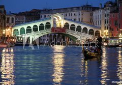 Fototapeta184 x 128  Le pont du rialto et gondole de nuit , 184 x 128 cm