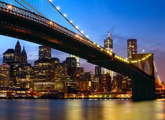 Fototapeta100 x 73  Manhattan panorama with Brooklyn Bridge at sunset in New York, 100 x 73 cm