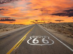 Fototapeta vliesov 270 x 200, 53081233 - Route 66 Pavement Sign Sunrise Mojave Desert