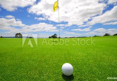 Fototapeta184 x 128  Green on beautiful Golf Course, 184 x 128 cm