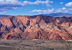 Fototapeta papr 184 x 128, 546080282 - Snow Canyon Views from Jones Bones hiking trail St George Utah Zions National Park. USA.