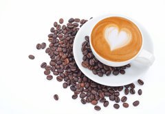 Fototapeta papr 184 x 128, 54856879 - A cup of cafe latte and coffee beans on white