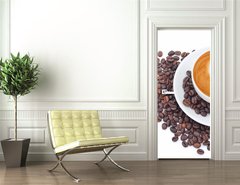 Samolepka na dvee flie 90 x 220, 54856879 - A cup of cafe latte and coffee beans on white