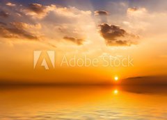 Fototapeta vliesov 200 x 144, 58094630 - Beautiful sunset with clouds reflected in water.