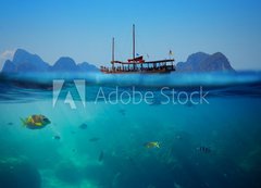 Samolepka flie 200 x 144, 61530443 - Tropical underwater shot splitted with ship and sky - Tropick podvodn vstel rozdlen lod a oblohou
