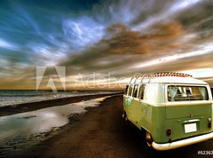 Fototapeta pltno 330 x 244, 62362861 - Strandbild mit Bulli 1