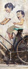 Samolepka na dvee flie 90 x 220, 62780970 - Little Children on a Bicycle Mural. - Mal dti na nstnn malb na kole.