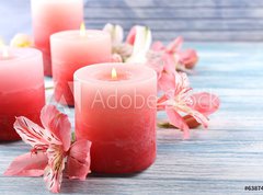 Samolepka flie 270 x 200, 63874367 - Beautiful candles with flowers on wooden background - Krsn svky s kvtinami na devn pozad